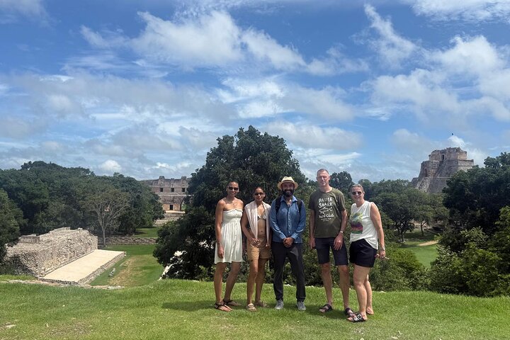 Uxmal, two Amazing Cenotes & Local Food Tour from Mérida