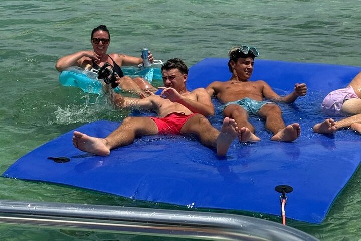 Private 4 Hour Snorkel and Sandbar Charter in Islamorada