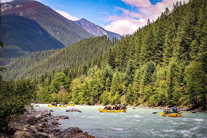 Rafting Adventure on the Kicking Horse River