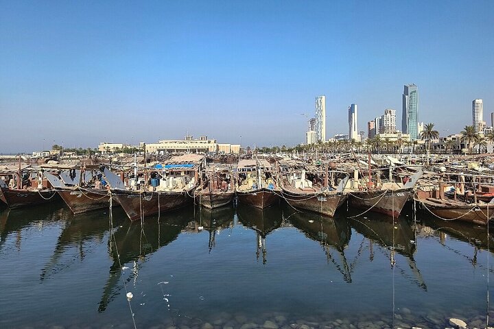 Full Day licensed Tours in Kuwait City & Desert PickUp & DropOff