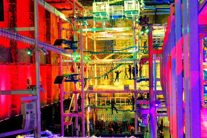 New Haven - It Zip It Adventure Indoor Ropes Course