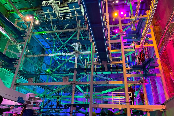 New Haven - It Zip It Adventure Indoor Ropes Course