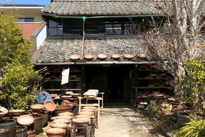 Tokoname Pottery and Teapots Studio Visit and Town Tour