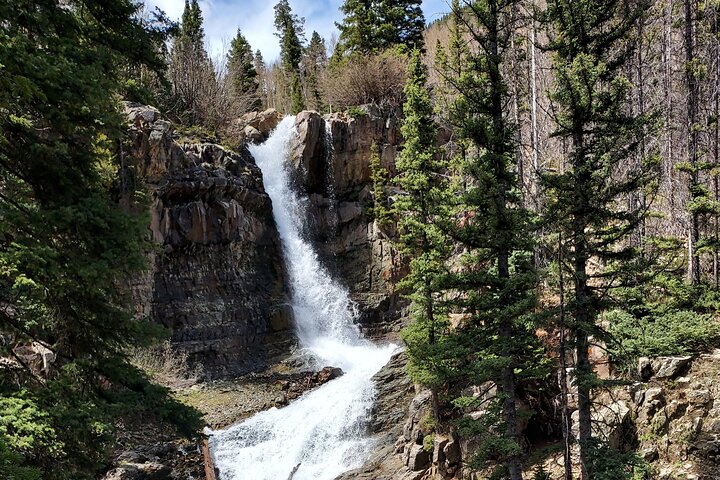 Scenic Waterfall Jeep Tour~ 2.5 hours