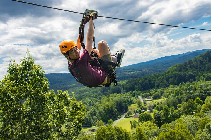 Gravity New River Gorge Zip Lines