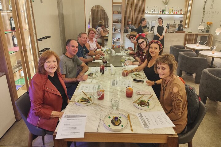 Gourmet Night Tour in San Miguel: Haute Cuisine and Local Chefs