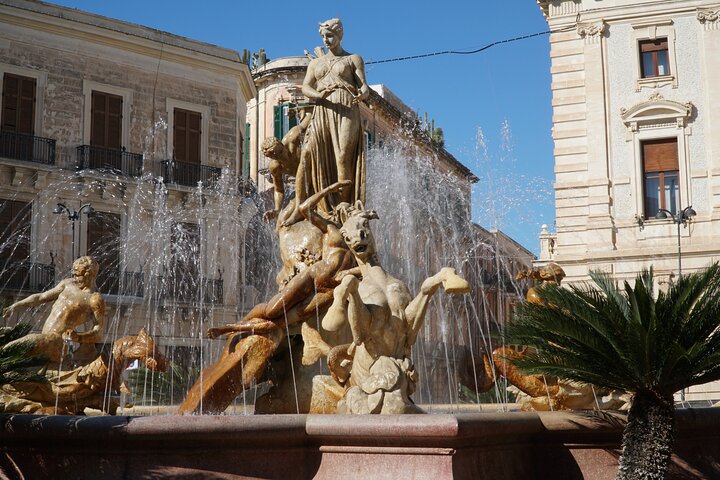 Syracuse, Ortigia & Noto Day Tour from Catania or Taormina