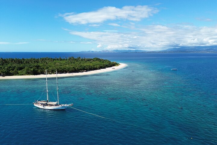Captain Cook Cruises Fiji- All-inclusive Island & Reef Day Sail