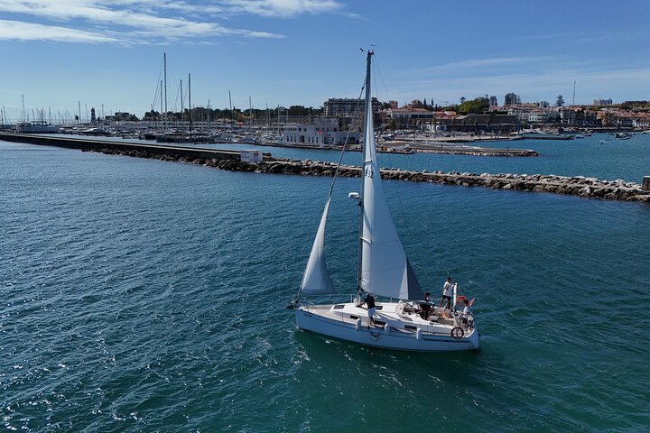 Sailing experience in Cascais