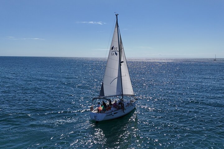 Sailing experience in Cascais