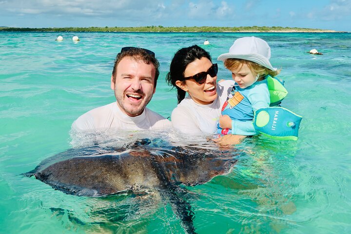 Family-Friendly Stingray City Tour – Ages 0+