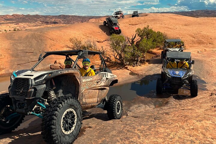 BEST! Hell's Revenge U-Drive 4X4 Tour in Moab +Dinosaur Tracks!