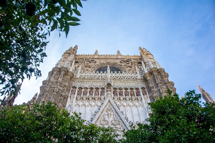 Alcazar and Cathedral of Seville Tour with Skip the Line Tickets