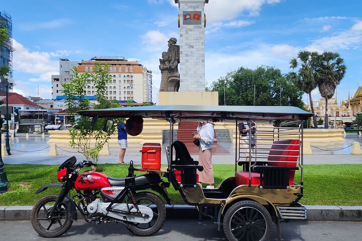Visit 11 Places in One Day including S21 & Killing Field