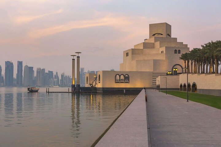 Half Day Private Doha City Tour with Traditional Dhow Boat Cruise