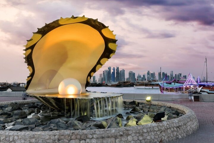 Half Day Private Doha City Tour with Traditional Dhow Boat Cruise