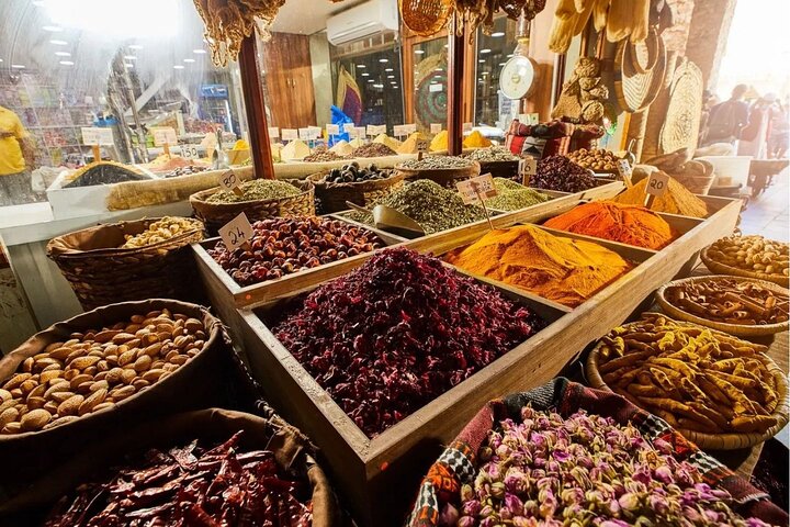 Half Day Private Doha City Tour with Traditional Dhow Boat Cruise