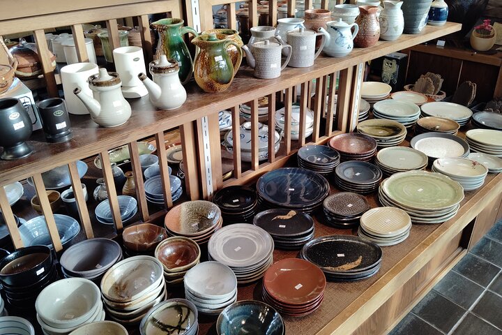 Shiga: Discover the Living Tradition of Shigaraki Pottery