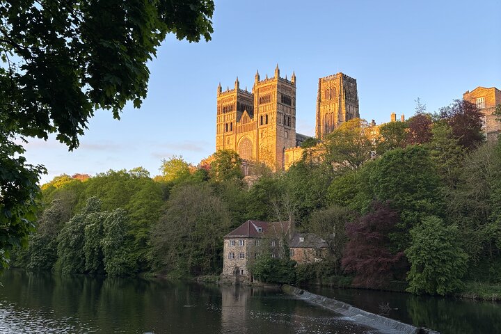 Durham Small Group Walking Tour with a Local Guide