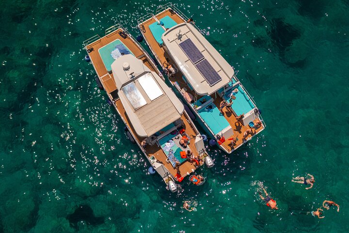 Small Group Blue Cave & Elaphiti Islands Boat Tour from Dubrovnik