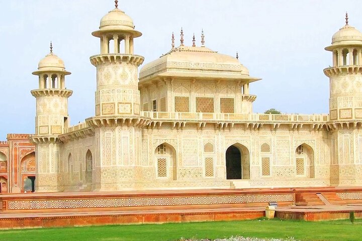 Agra Tour From Delhi by Car All Inclusive
