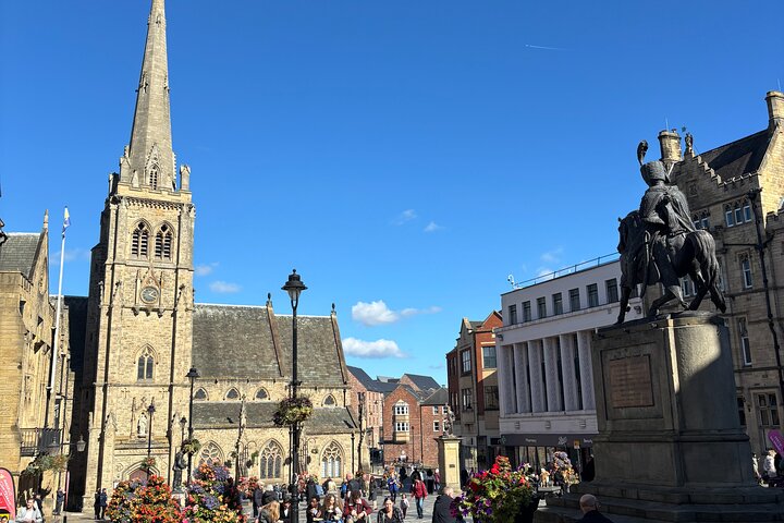 Durham Small Group Walking Tour with a Local Guide