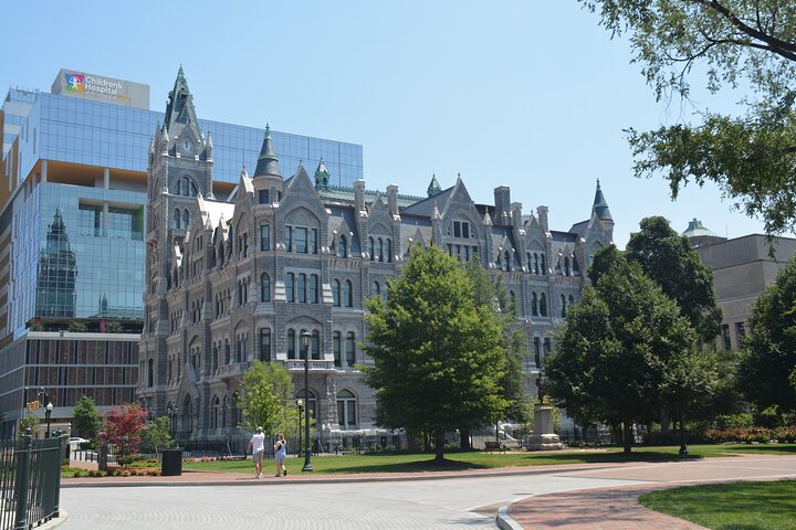 Richmond Capitol Grounds Walking Tour with Expert Historian