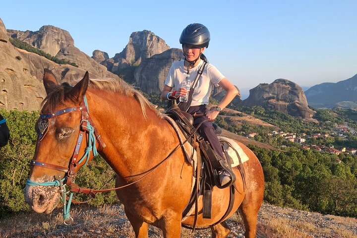 Mystical Sunset Horseback Ride in Meteora: 1-Hour Adventure