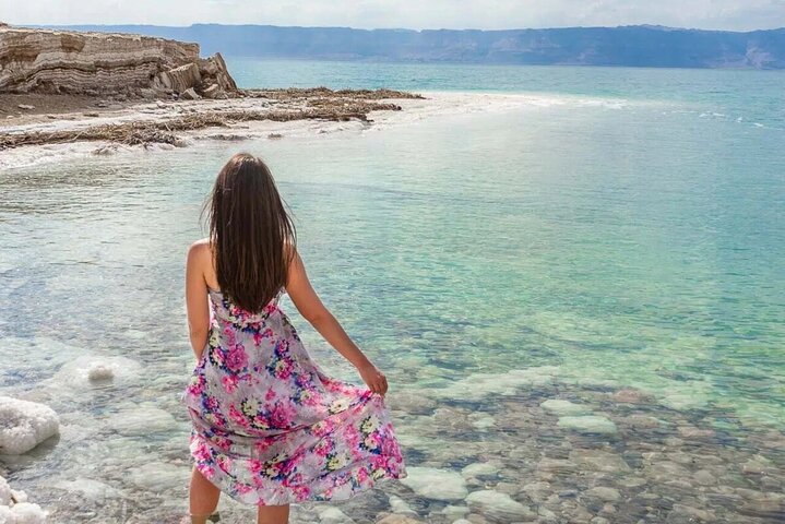 Jerash and Dead Sea with Resort Access & Lunch
