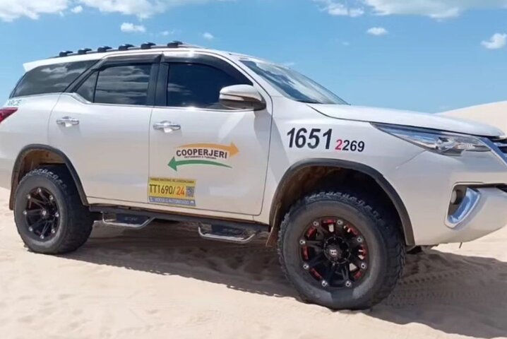 Private 4x4 transfer from Jeri Airport to Jeri or Jeri aJJD