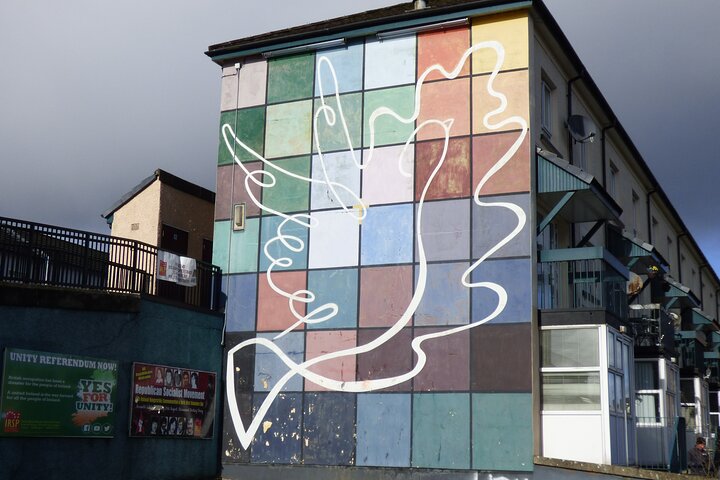 Bloody Sunday and Bogside Murals Walking Tour