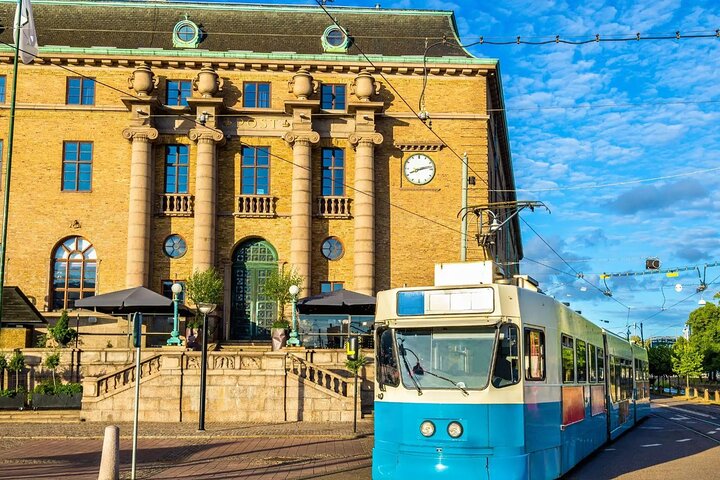 Gothenburg Private Walking Tour with a Local