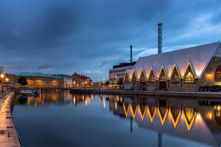 Gothenburg Private Walking Tour with a Local