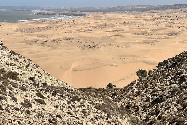 Essaouira Waterfall Hike & Coastal Walk with Tagine, Fishing
