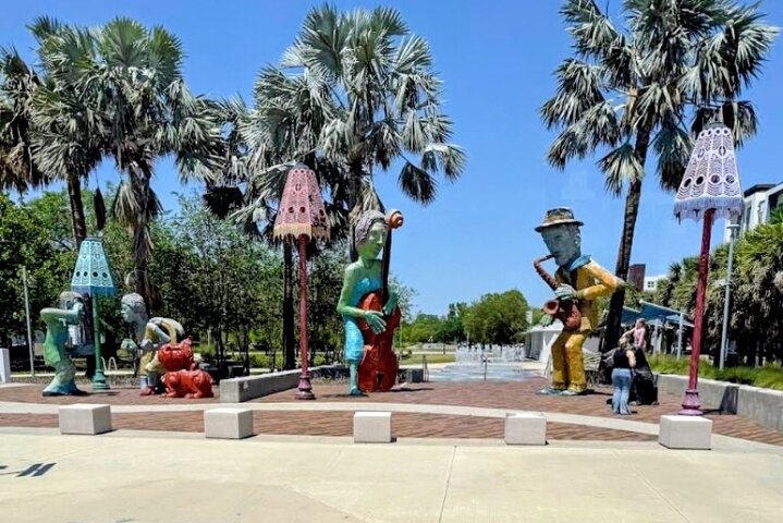 Small Group Tampa Sightseeing City Bus Tour