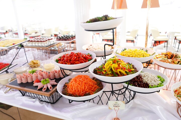 Bangkok Luxury Dinner Cruise with Thai Cultural Show by Sawasdee
