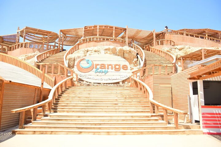 Luxury Cruise to Orange Bay and Hula Hula island Trip