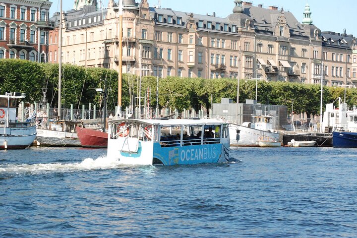 Ocean Bus - Sightseeing with a Splash
