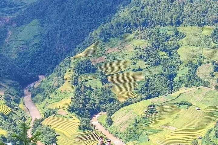 2 Day Mu Cang Chai Motorbike Tour with Homestay Experience