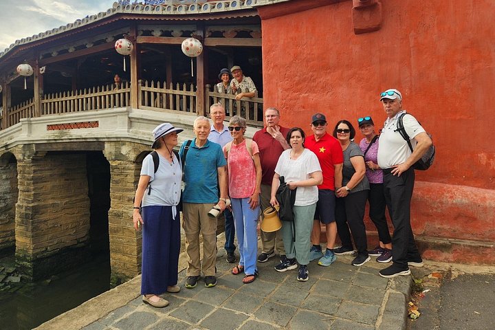 Hoi An Night Market with Hoi an walking Tour , Colourful Lanterns, Boat Ride