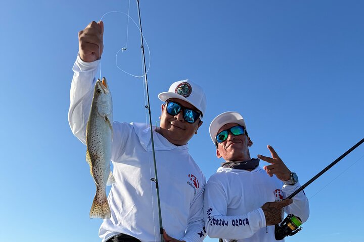 Full Day Tour with Fishing and Snorkeling from Holbox