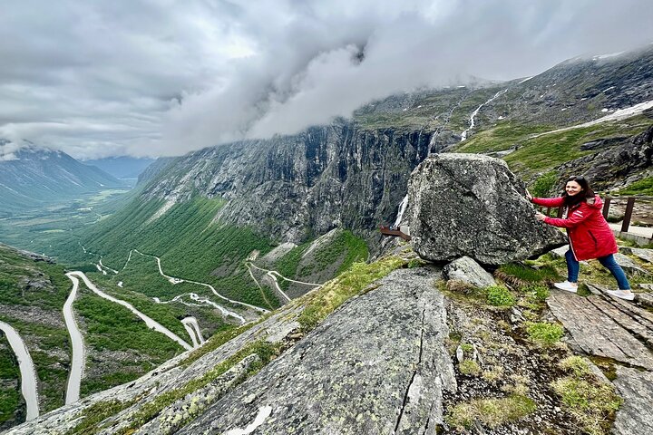 Geiranger-Trollstigen Private Guided Shore Excursion