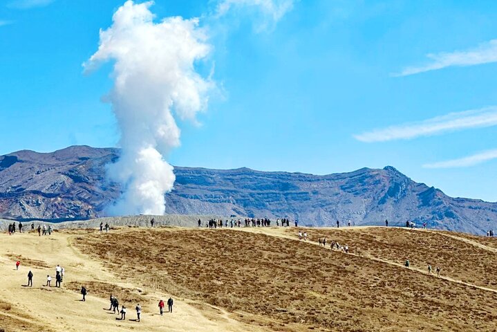 Fukuoka: Mt.Aso, Miyazaki, Takachiho Gorge with Beef Lunch Tour