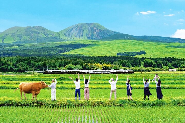 Fukuoka: Mt.Aso, Miyazaki, Takachiho Gorge with Beef Lunch Tour