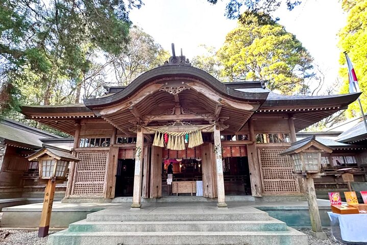 From Fukuoka: Miyazaki, Takachiho Gorge And Shrine Day Tour
