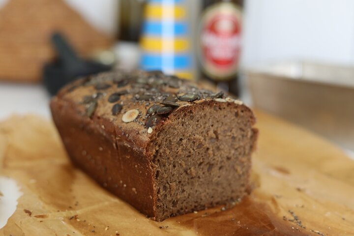 Private Farmers Market Tour and Home Cooking Class in Cologne