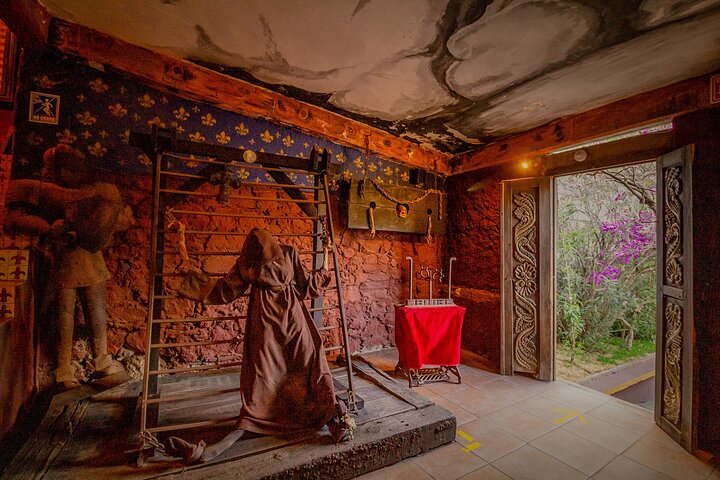 Mummies Mines and Tunnels of Guanajuato Group Tour 1