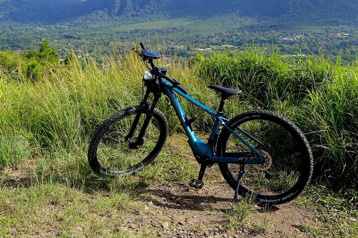 Private Tour on E-Bike: Discover El Valle de Anton