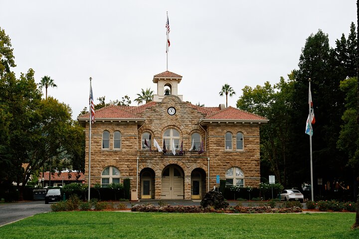 Napa and Sonoma Premium Small Group Wine Tour from San Francisco