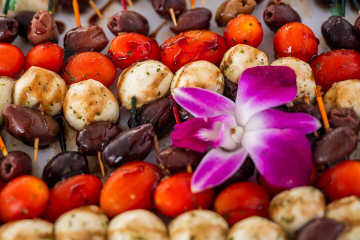 Key West Sunset Sail with Open Bar, Live Music and Hors D'oeuvres